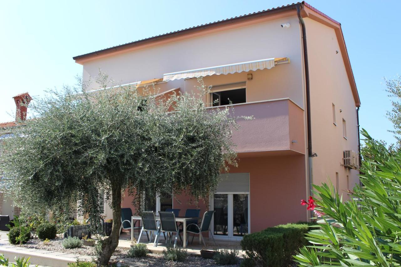 Filipovic Apartmani Medulin Exterior photo